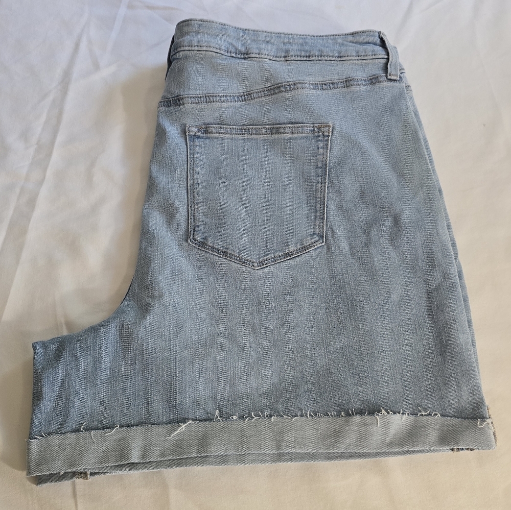 Sonoma High Rise Womens Denim Jean Shorts Sz 22w Nwt - Picture 4 of 4